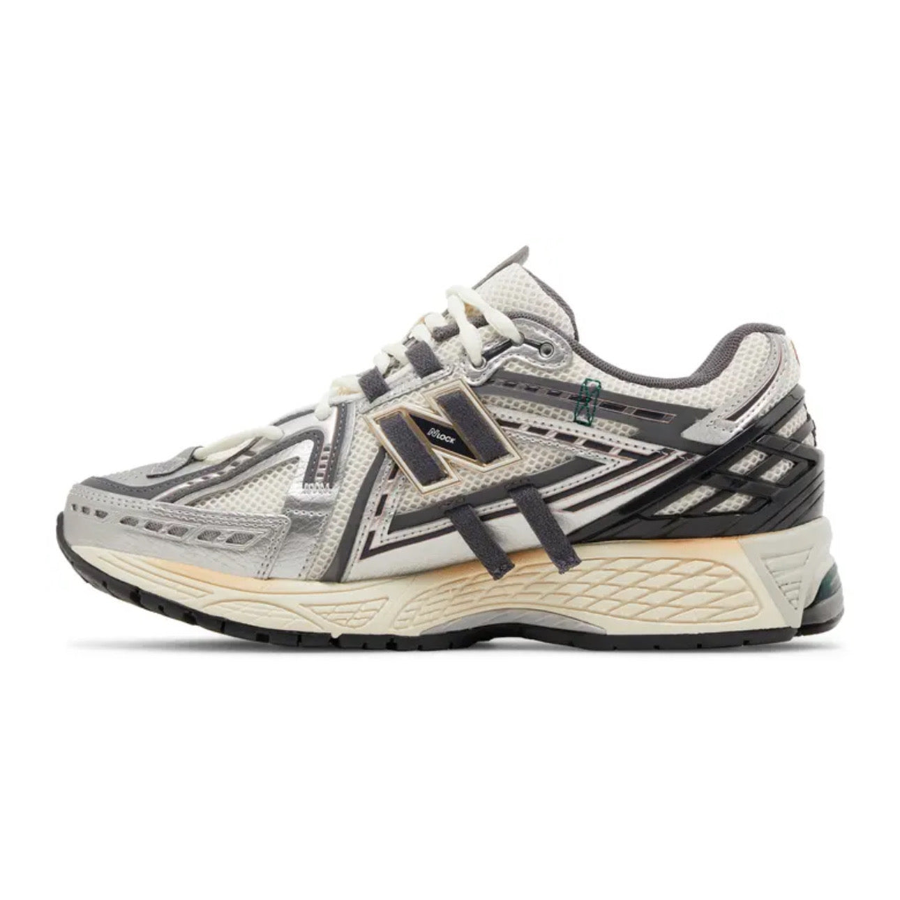 New Balance 1906A 'Silver / Gold Metallic'