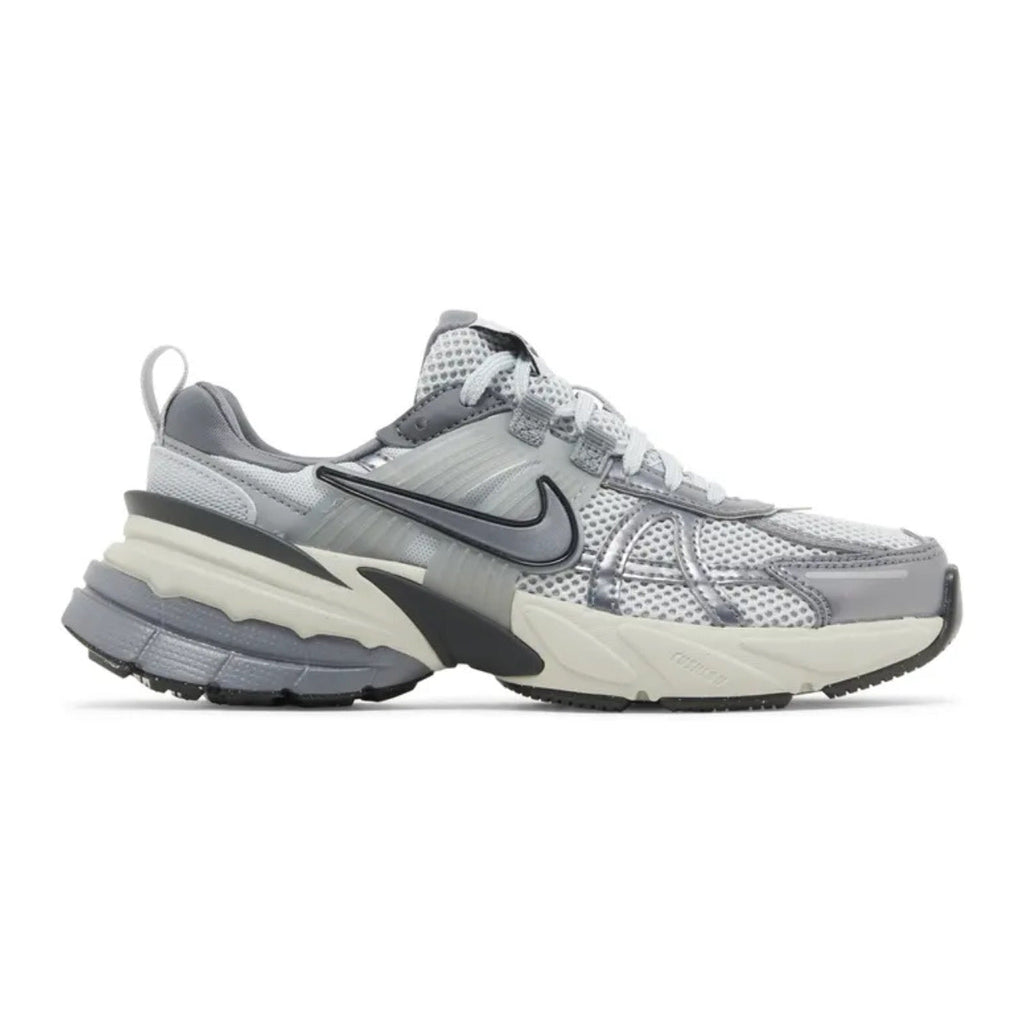 Nike V2K Run 'Pure / Platinum / Wolf / Grey'