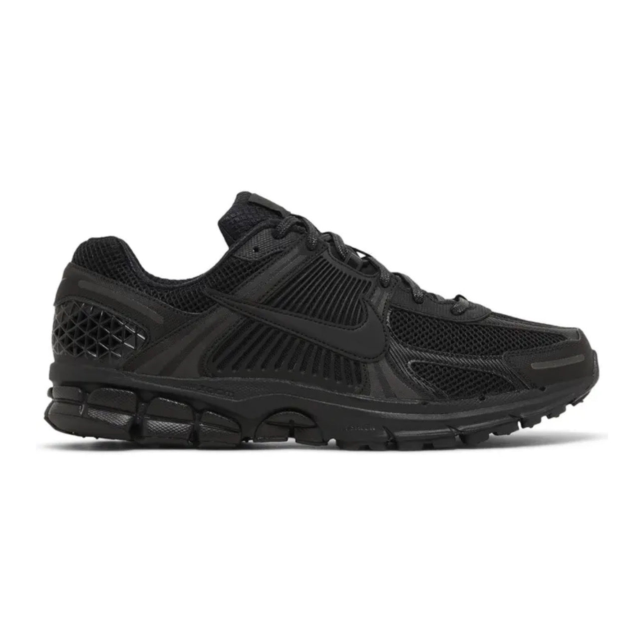 Nike Zoom Vomero 5 'Triple Black'