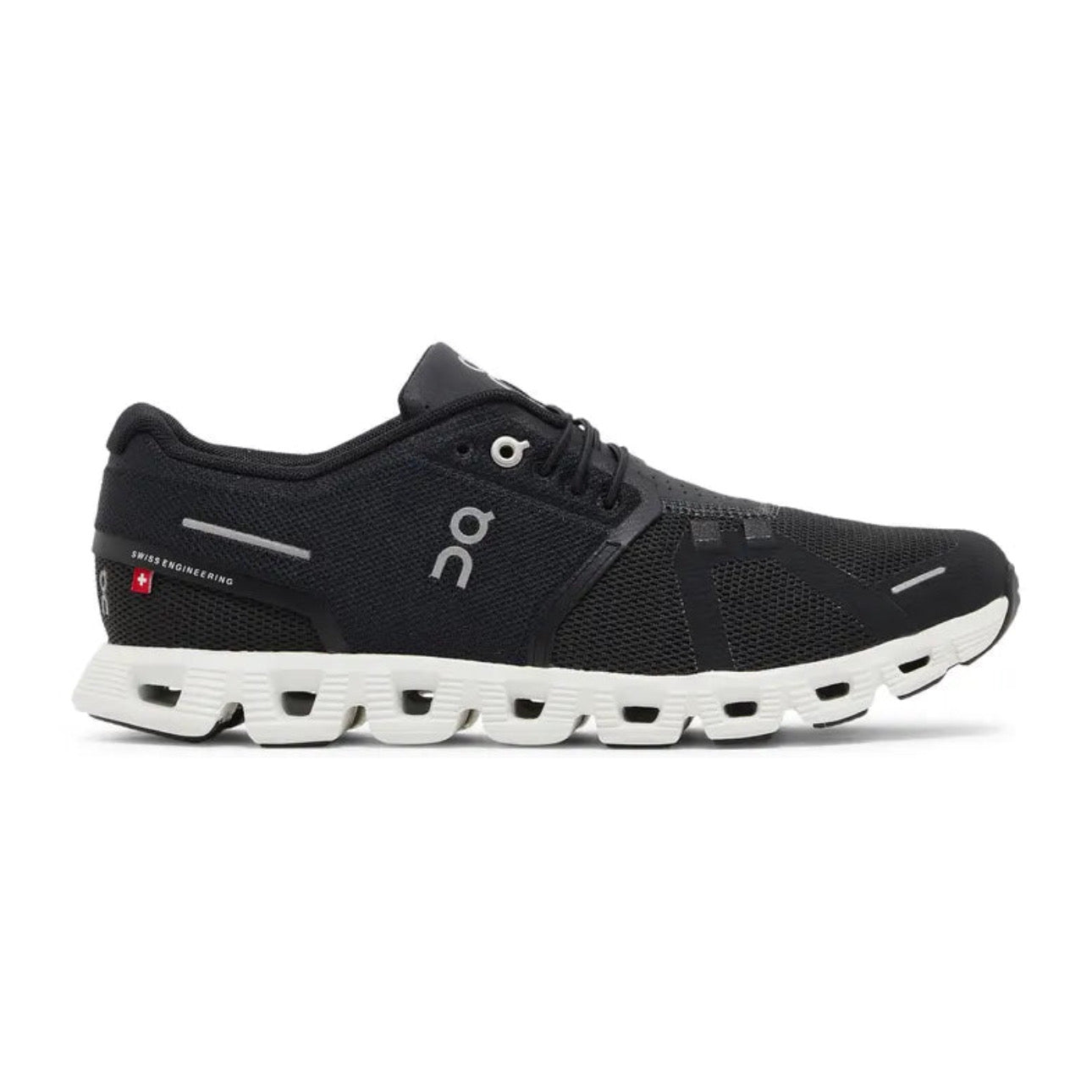 On Running Cloud 5 'Black / White'