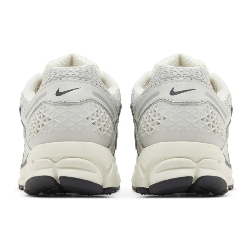 Nike Zoom Vomero 5 Chrome