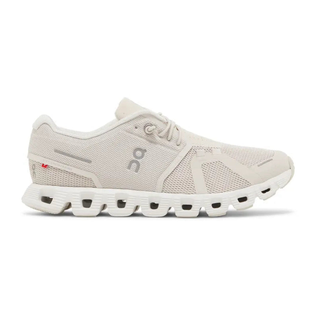 On Running Cloud 5 'Pearl / White'