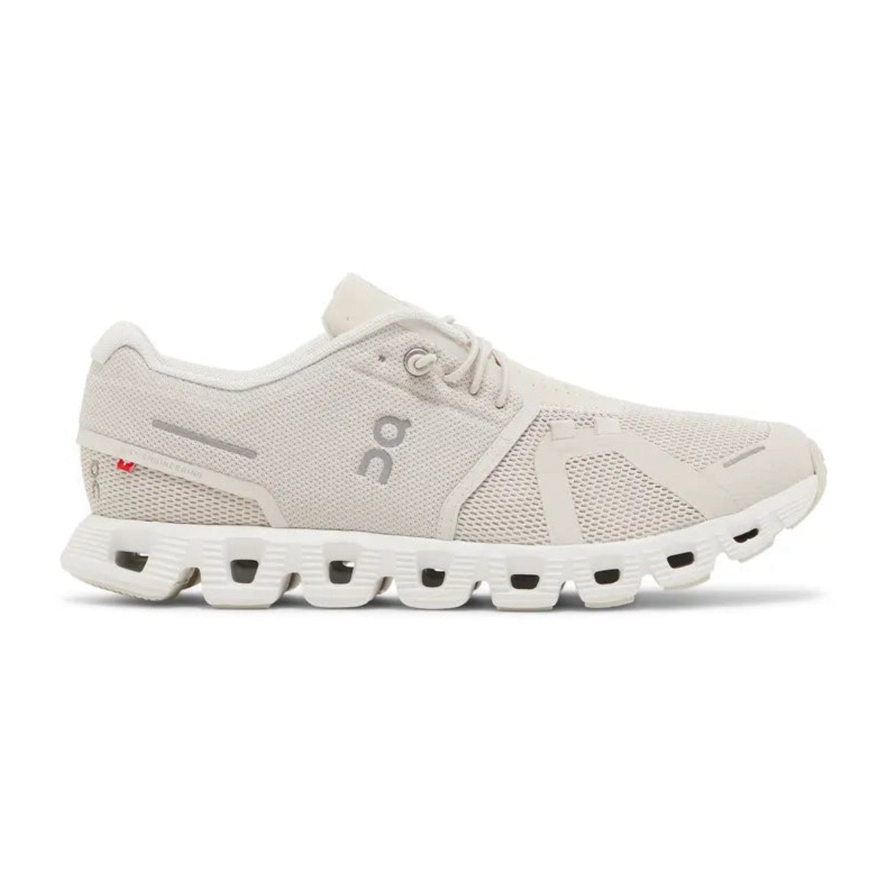 On Running Cloud 5 'Pearl / White'