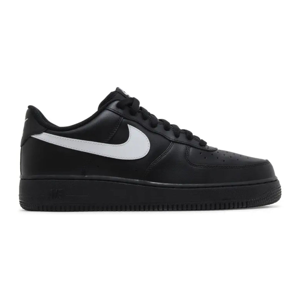 Nike Air Force 1 '07 'Black / White'