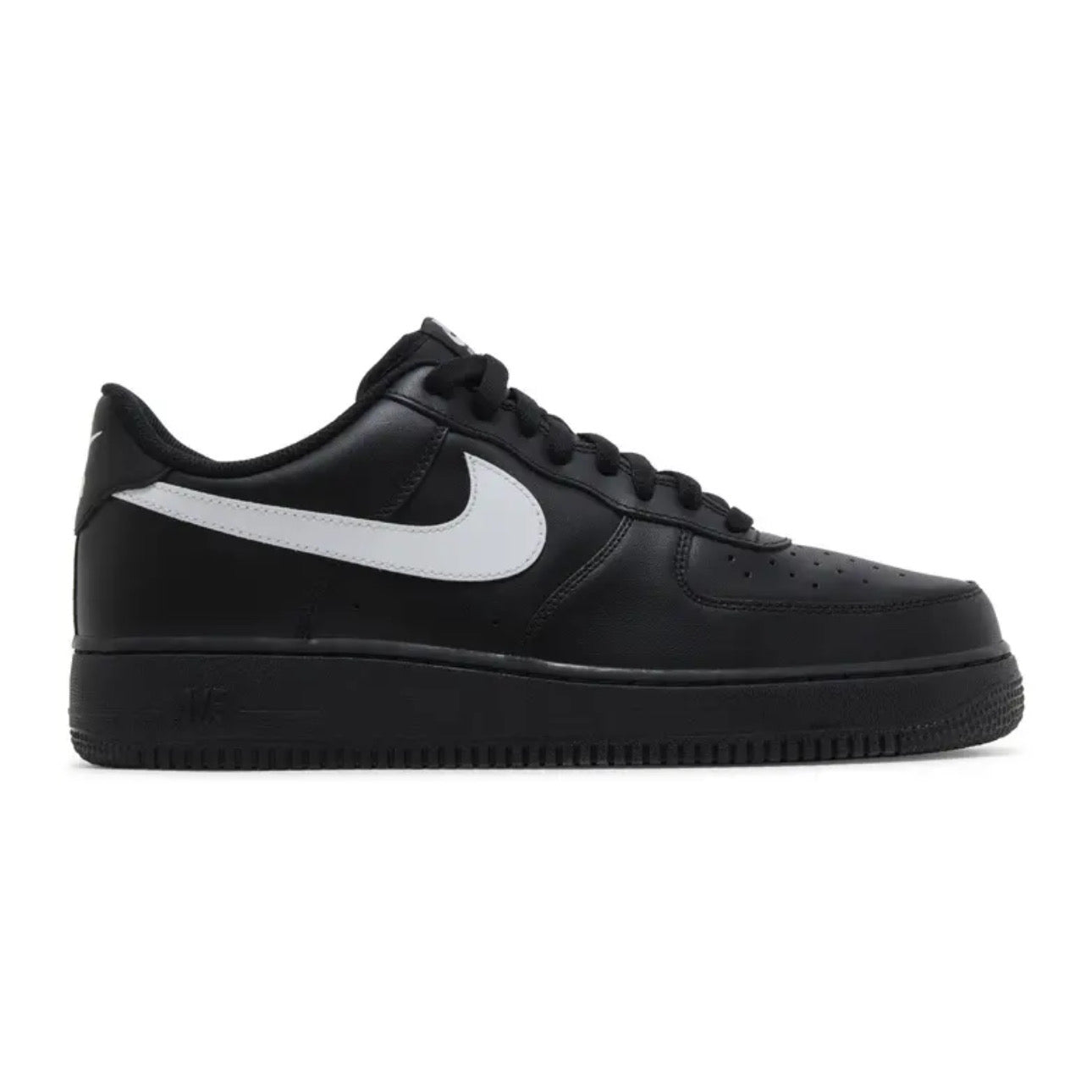 Nike Air Force 1 '07 'Black / White'