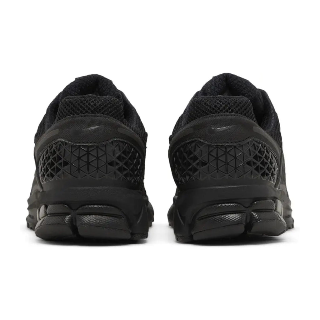 Nike Zoom Vomero 5 'Triple Black'