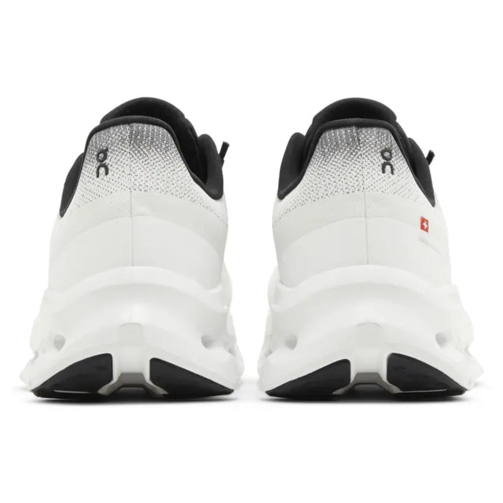 On Running Cloudtilt 'Black / Ivory'