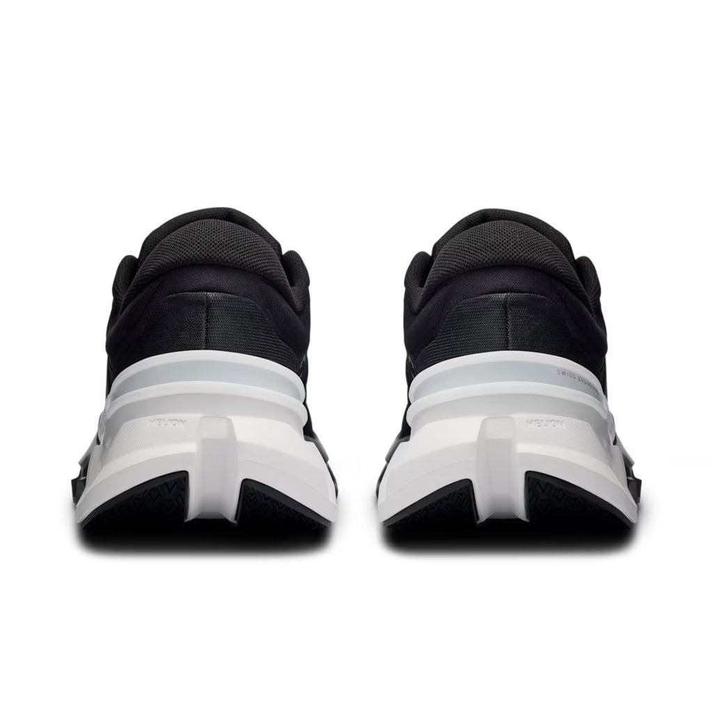 ON Cloudflyer 5 'Black / White'