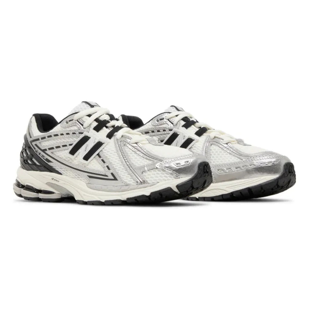 New Balance 1906R 'Silver Metallic / Black'