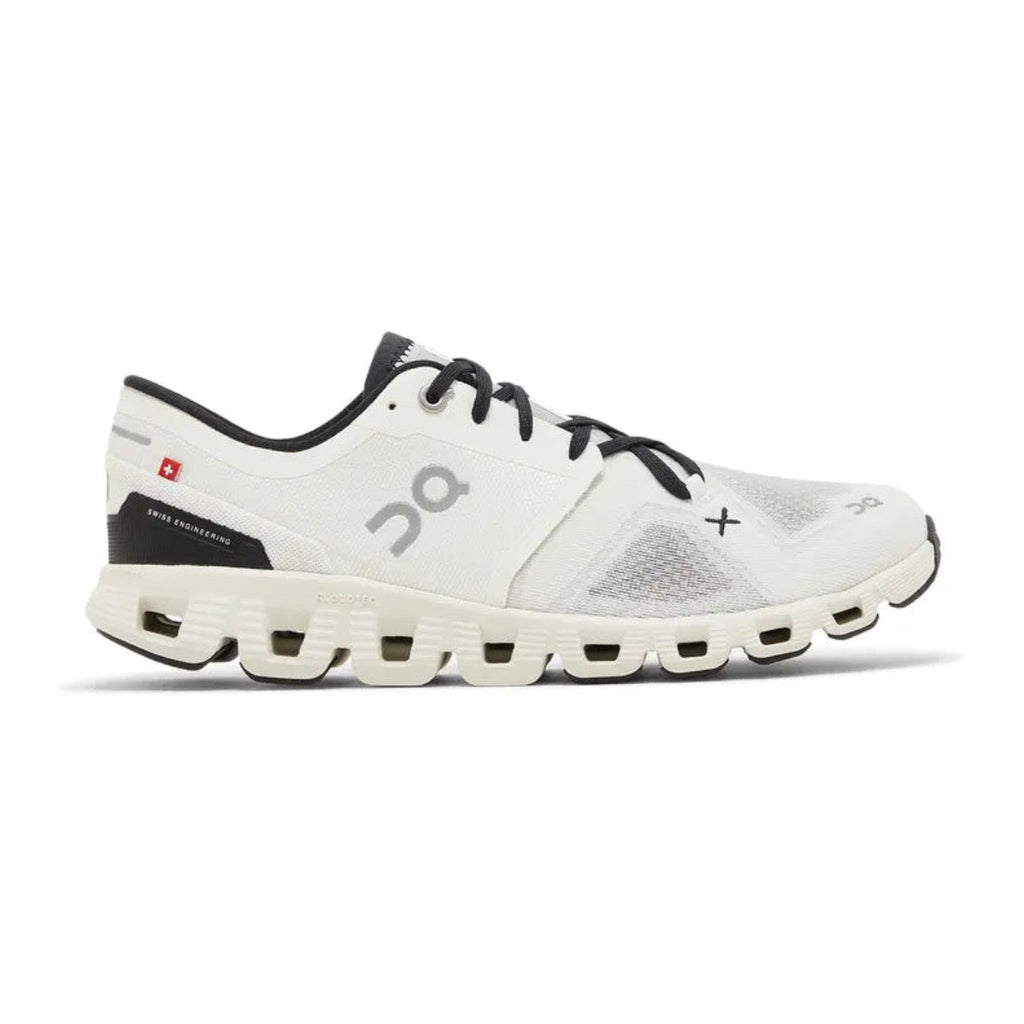 On Running Cloud X3 'White / Black'
