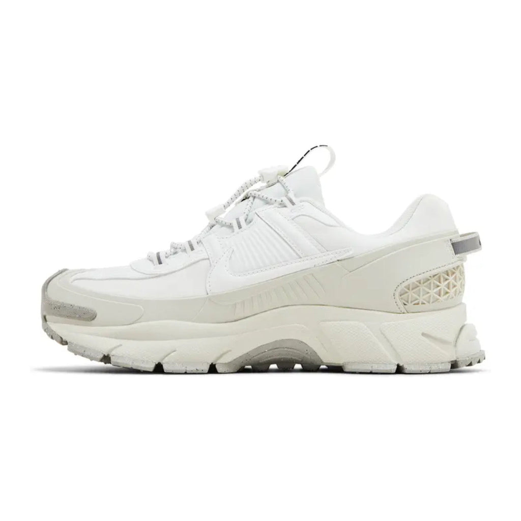 Nike Zoom Vomero Roam 'Summit / White'