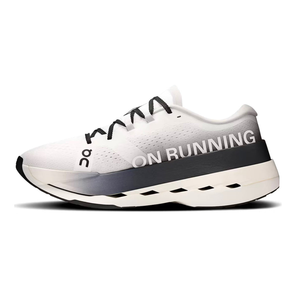 On Running Cloudboom Max 'White / Black'