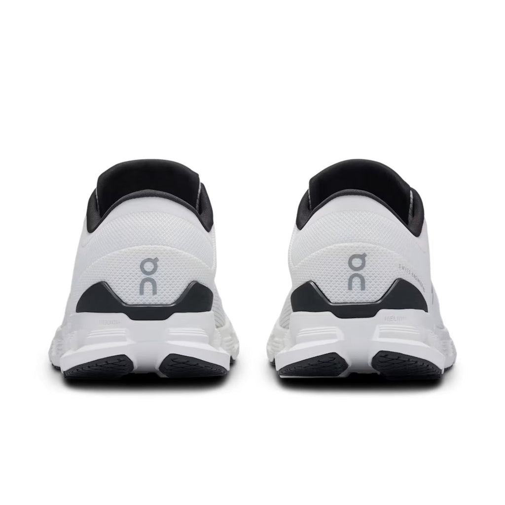 On Running Cloud X4 'Black / Ivory'