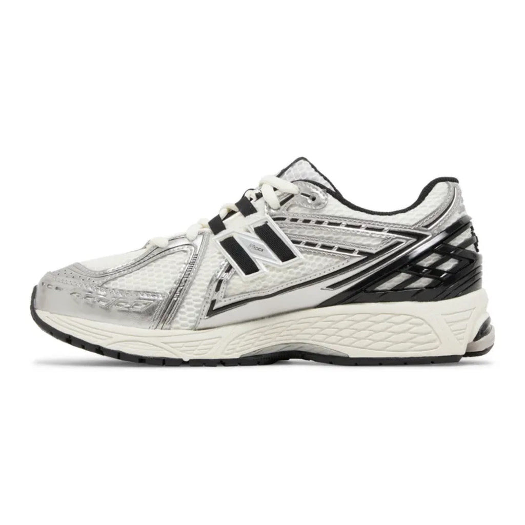 New Balance 1906R 'Silver Metallic / Black'