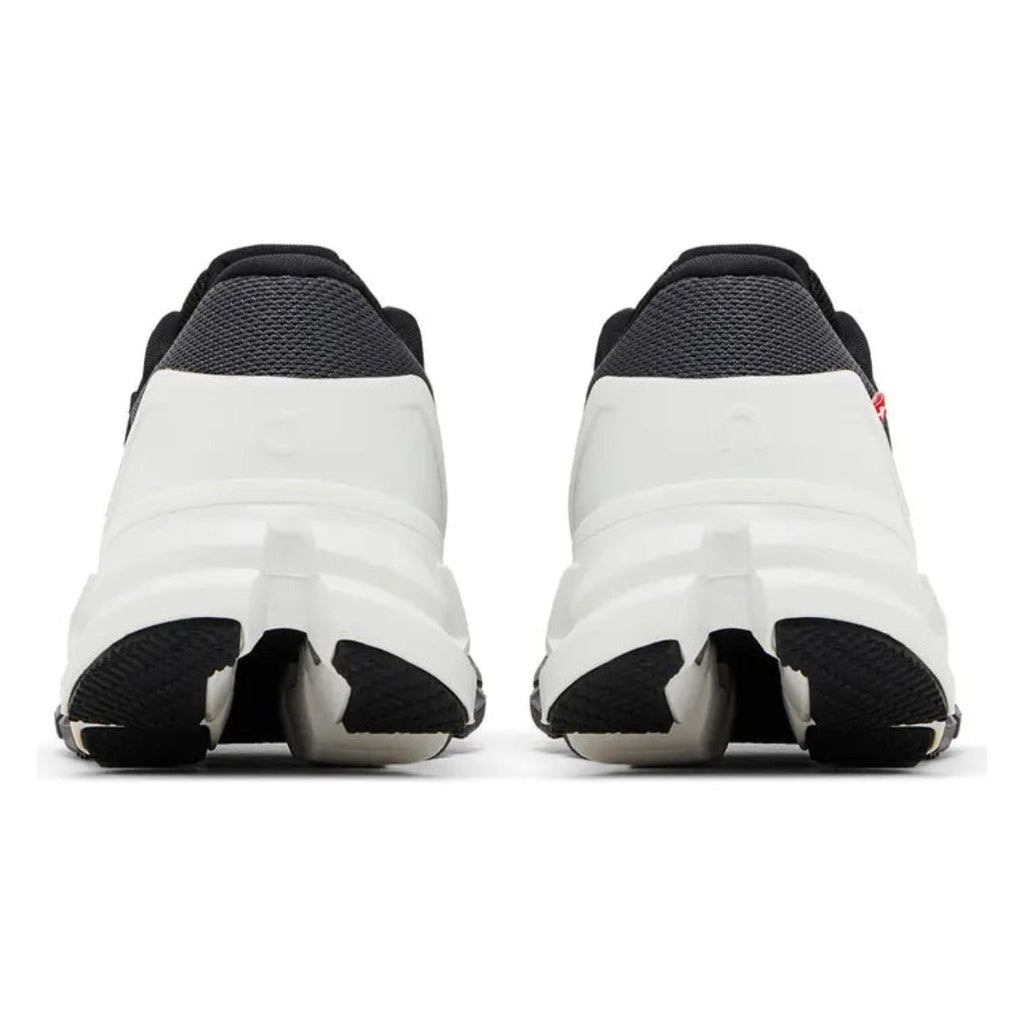 On Running Cloudflyer 4 'Black / White'