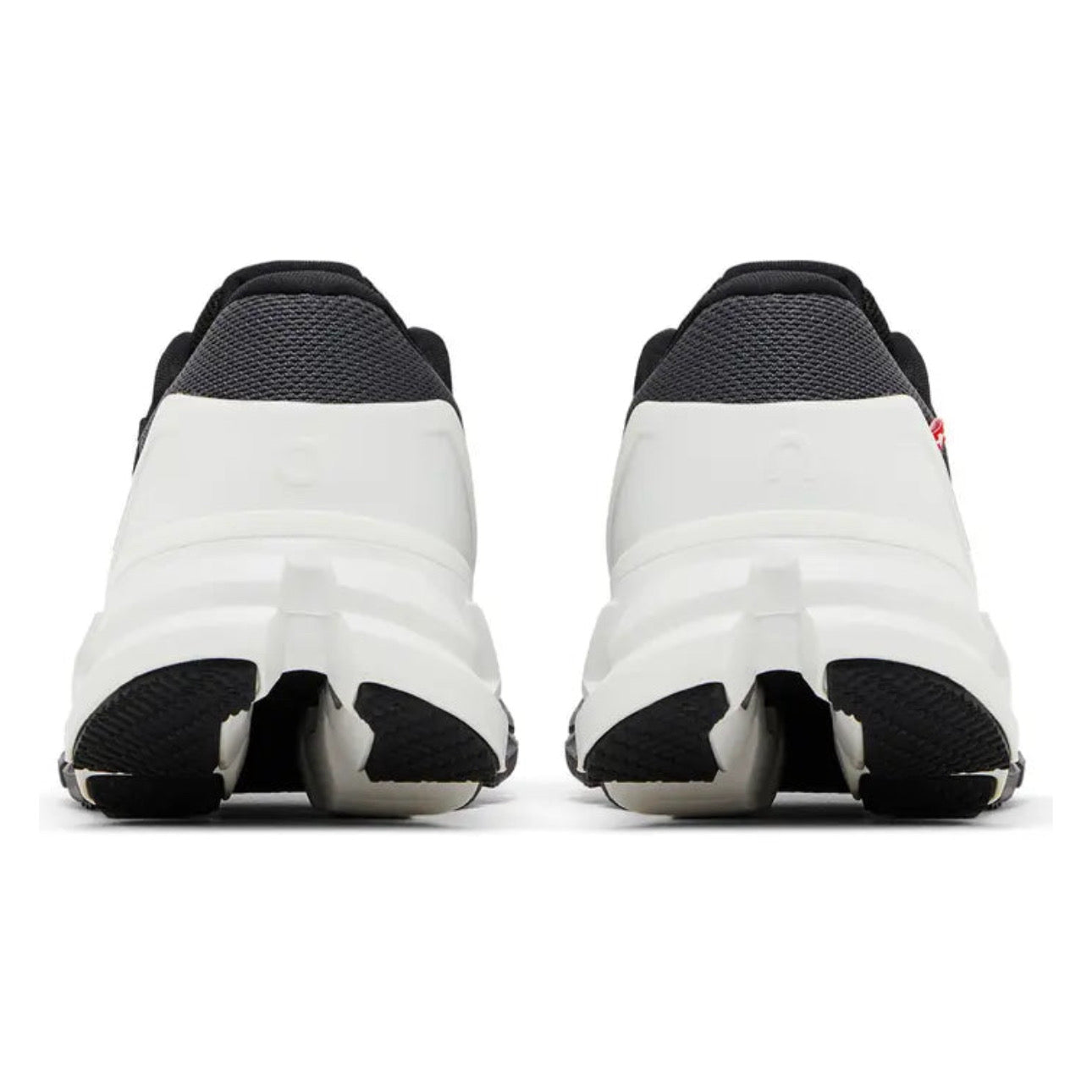 On Running Cloudflyer 4 'Black / White'
