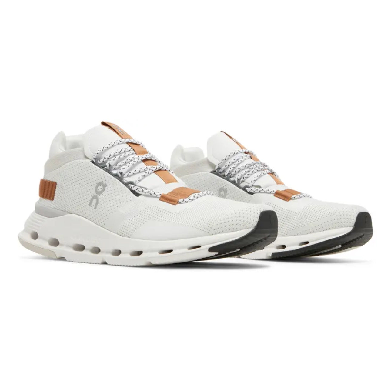 ON Cloudnova 'White / Pearl'