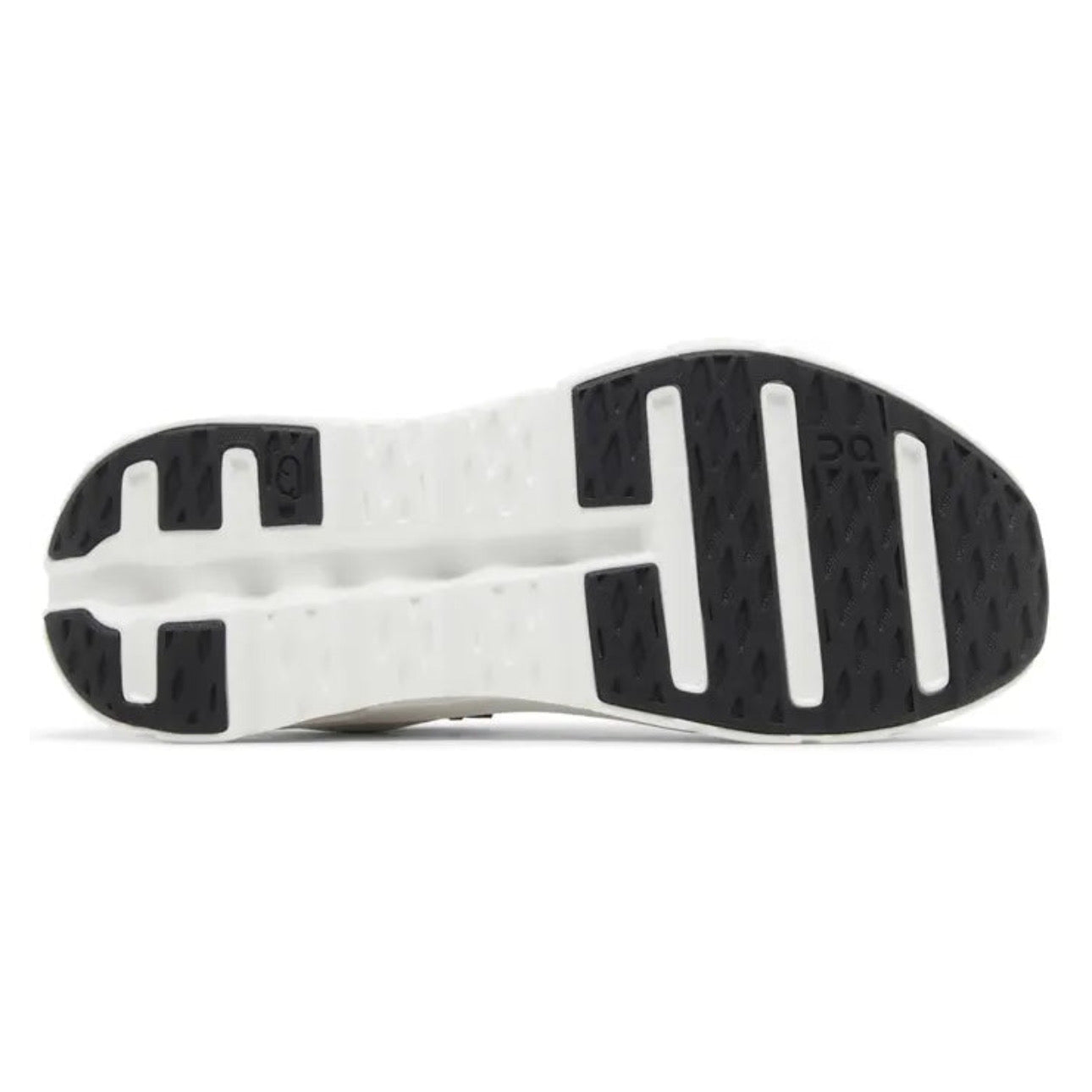On Running Cloudtilt 'Black / Ivory'