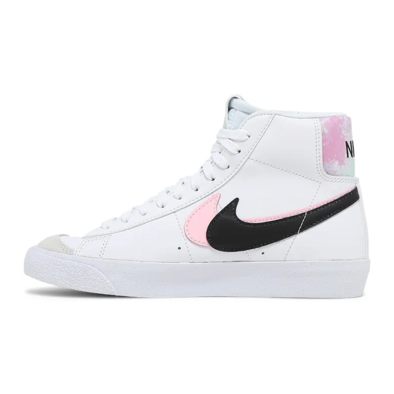 Nike Blazer Mid '77 SE GS 'White / Arctic / Punch'