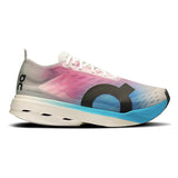 On Cloudboom Strike 'White / Horizon'