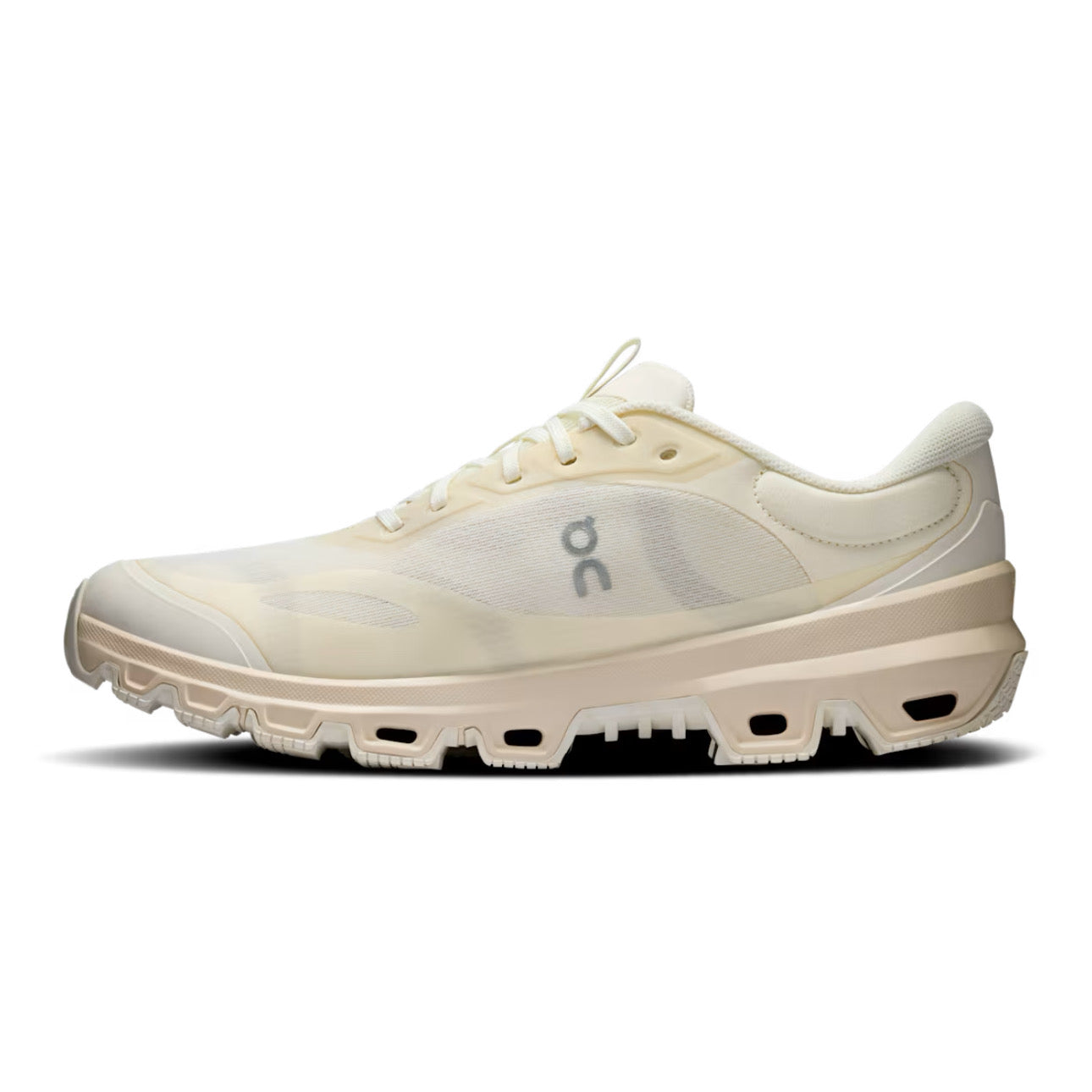 ON Cloudventure LOEWE 2 Eggshell