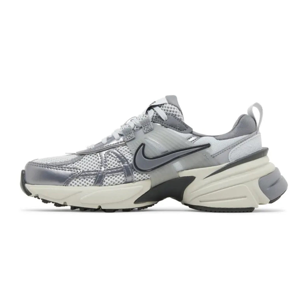 Nike V2K Run 'Pure / Platinum / Wolf / Grey'