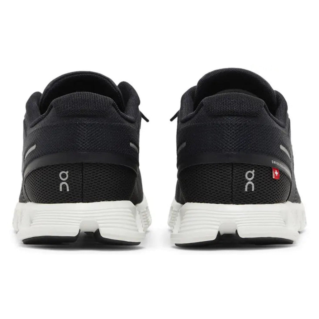 On Running Cloud 5 'Black / White'