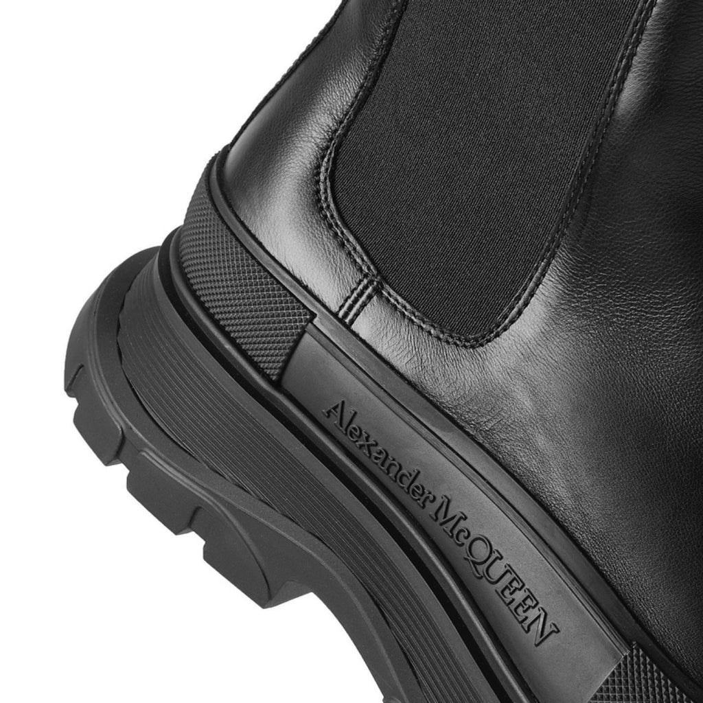 Alexander McQueen Tread Slick Chelsea Boot 'Black'