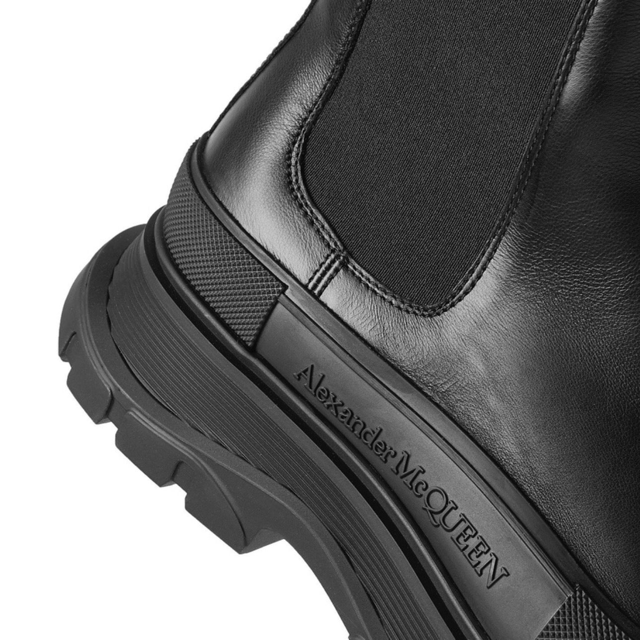 Alexander McQueen Tread Slick Chelsea Boot 'Black'