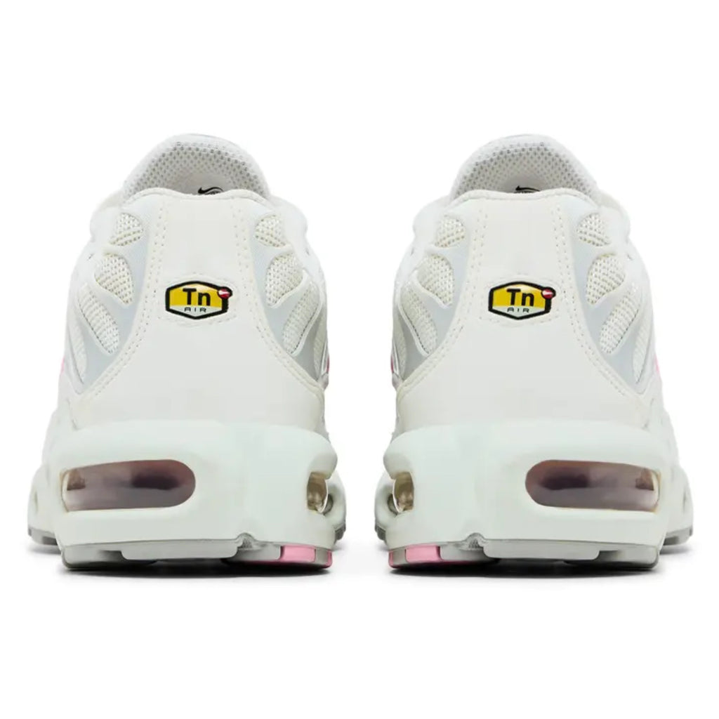 Nike Air Max Plus 'Summit / White / Pink / Rise'