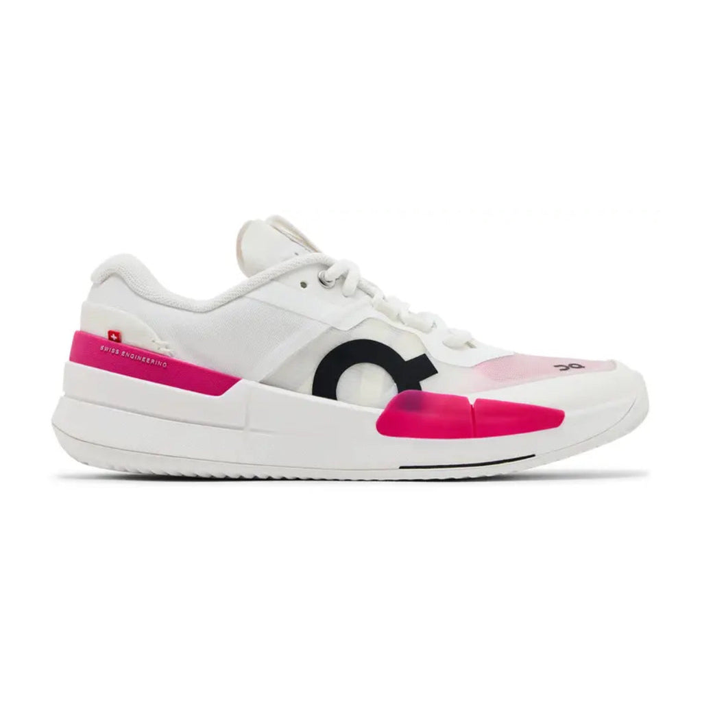 ON The Roger Pro 2 Clay 'White / Pink'
