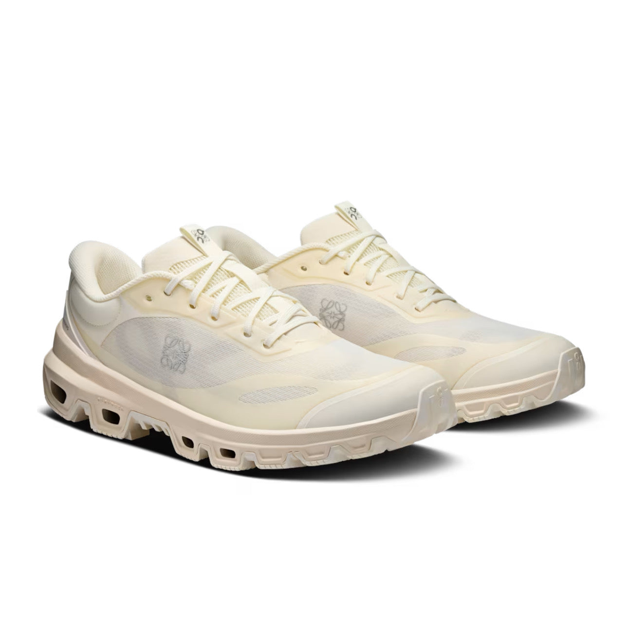 ON Cloudventure LOEWE 2 Eggshell