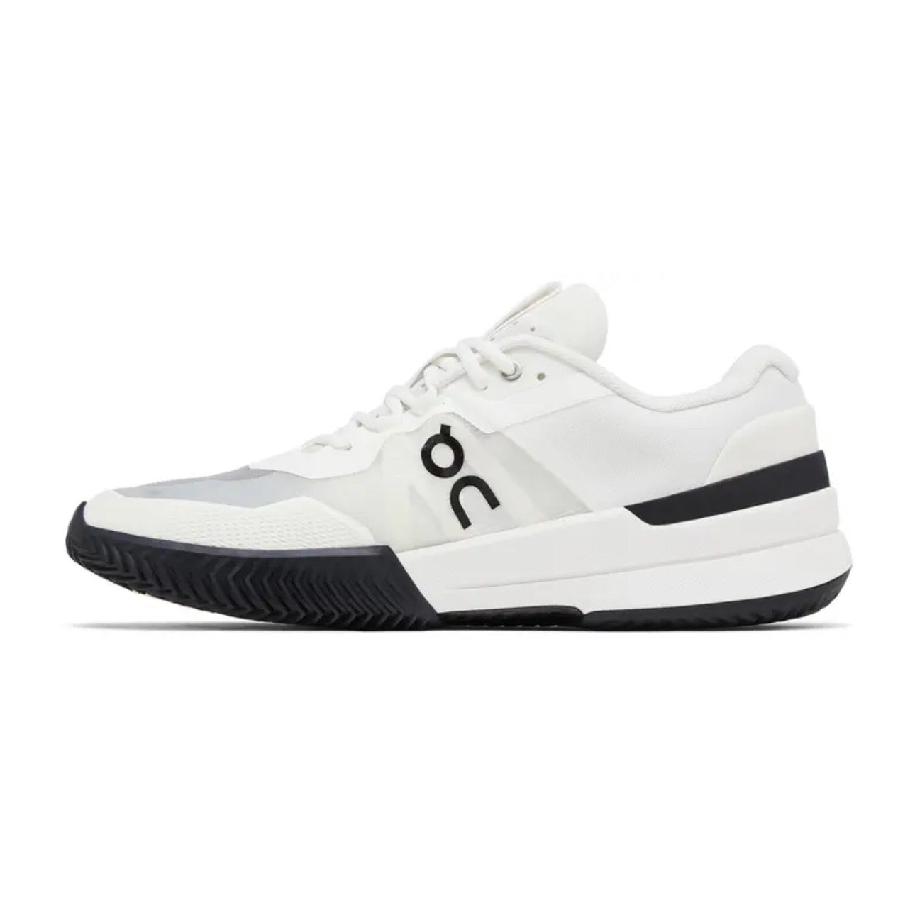 ON The Roger Pro 2 Clay 'White / Black'