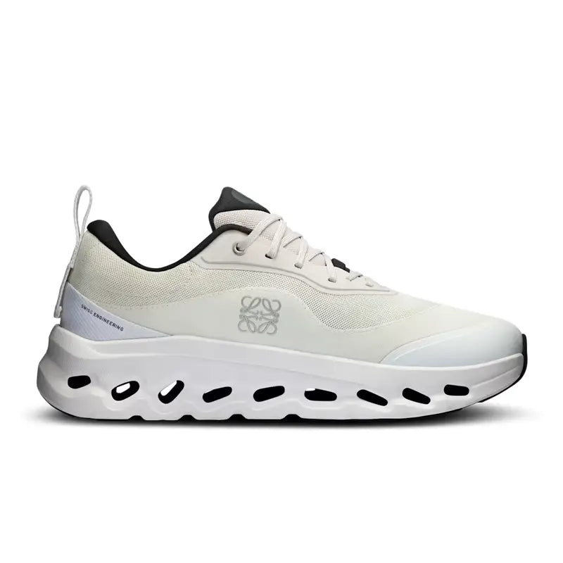 On Running Cloudtilt LOEWE2 'Sand / White'